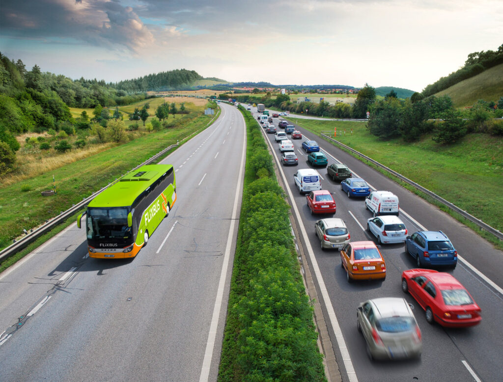 FlixBus, ripartono le tratte estere. Appello al Governo: «Ora aiuti al settore» FlixBus Highway