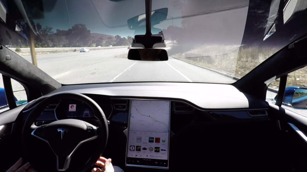 Guida autonoma, un ingegnere Tesla ammette: il video del 2016 è fasullo Schermata 2023 01 18 alle 16.05.27