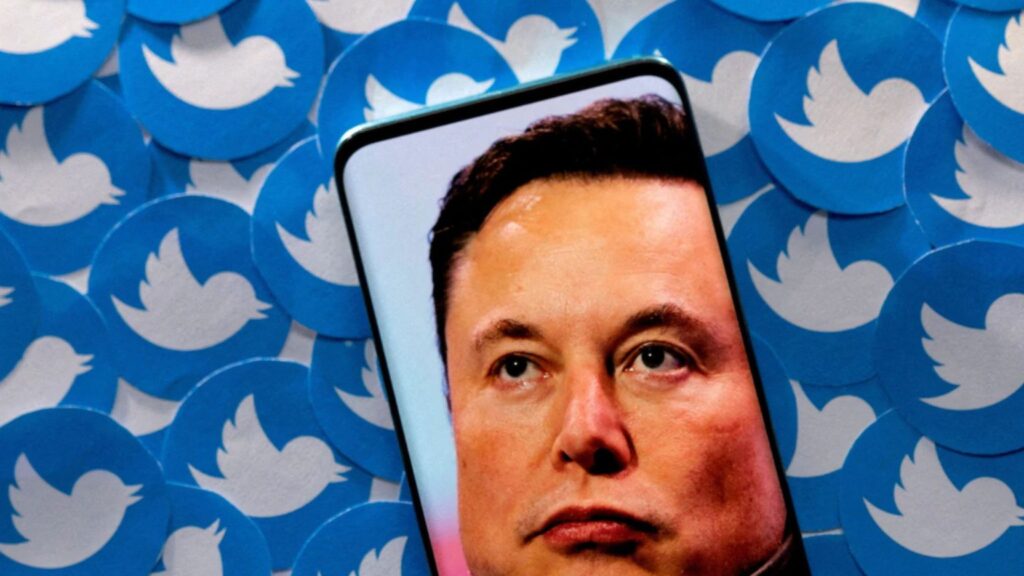 «Non ci si può fidare di WhatsApp». Su Twitter Musk contro Zuckerberg, accusato anche di aver “comprato” le elezioni del 2020 Twitter Elon Musk sei mesi dopo scaled 1