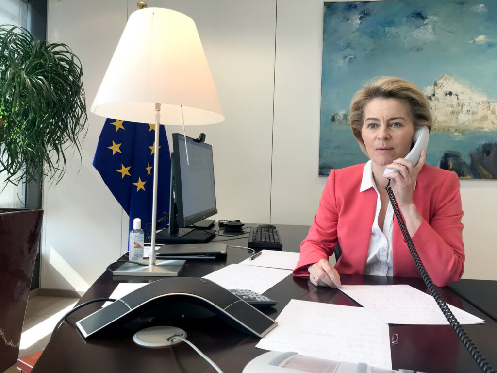 Ursula von der Leyen scrive agli italiani: “Scusate, ora l’Ue è con voi” von der Leyen